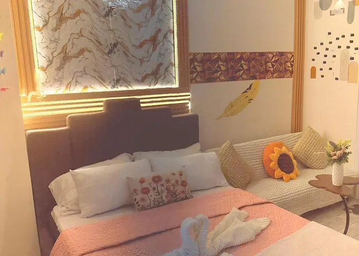 Fyangz Mini Karaoke Staycation 아파트호텔